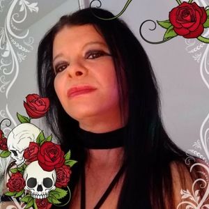 Meet your Posher, Angie